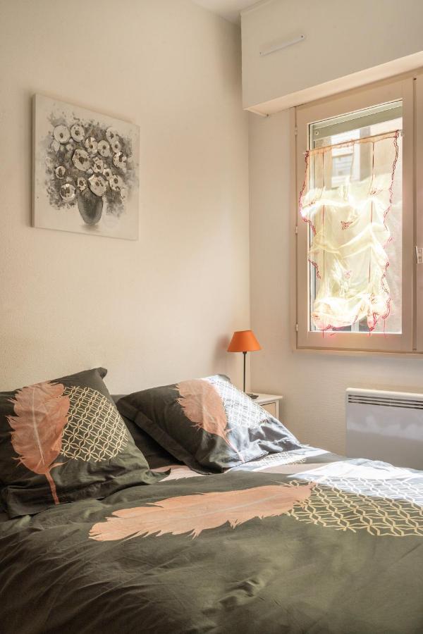 Studio Place Foch Rodez Exterior photo